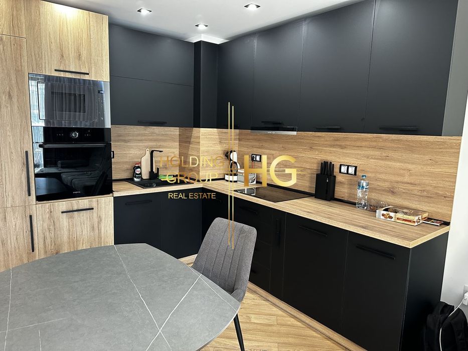 Продава се Двустаен апартамент в к.к. Св.Св. Константин и Елена - 67 кв.м за 3075 €/кв.м - Снимка #3