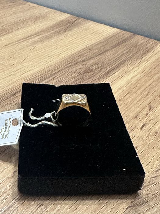 Золотая печатка 585