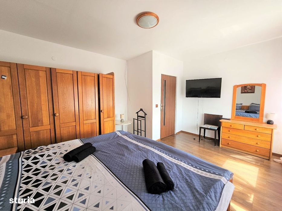 Apartament 7 camere, 200 mp, 3 niveluri, parcare- Borhanci