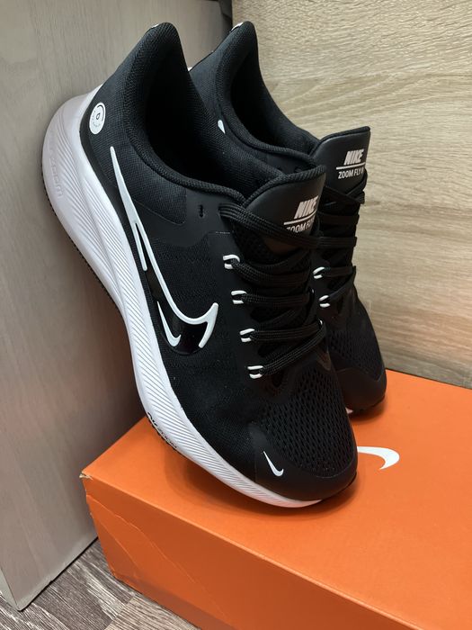 Кроссовки Nike Air Zoom