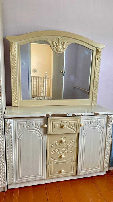 Спальная гарнитуры сатылады комплект