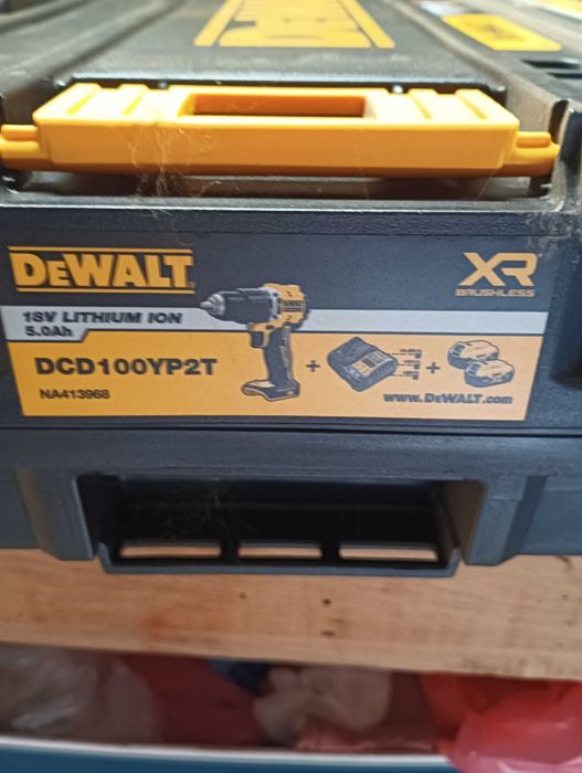 Винтоверт DeWalt dcd 100.