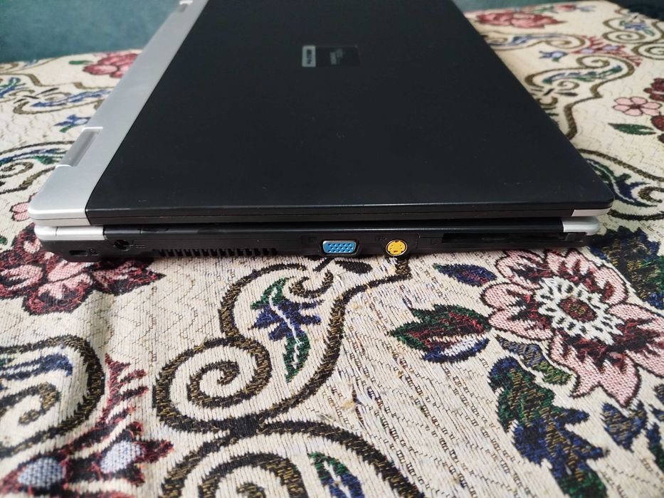 Продам ноутбук Fujitsu Siemens AMILO Pro