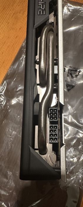 Продавам видеокарта AMD Sapphire Nitro+ Radeon RX 580 4GB