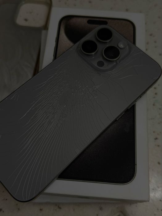 IPhone 15 про макс 1тб