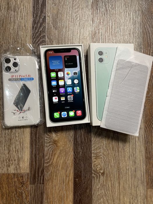 Продам телефон айфон 11