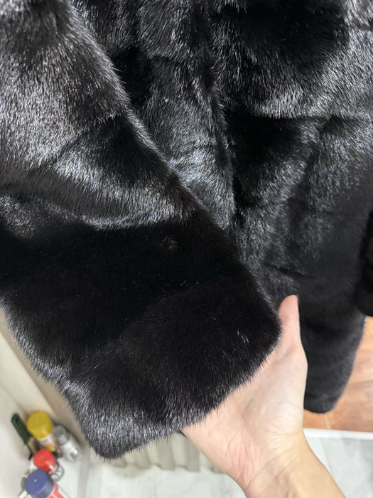 Продам норковую шубу