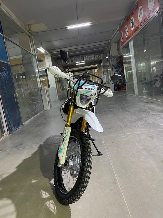 Продам мотоцикл эндуро