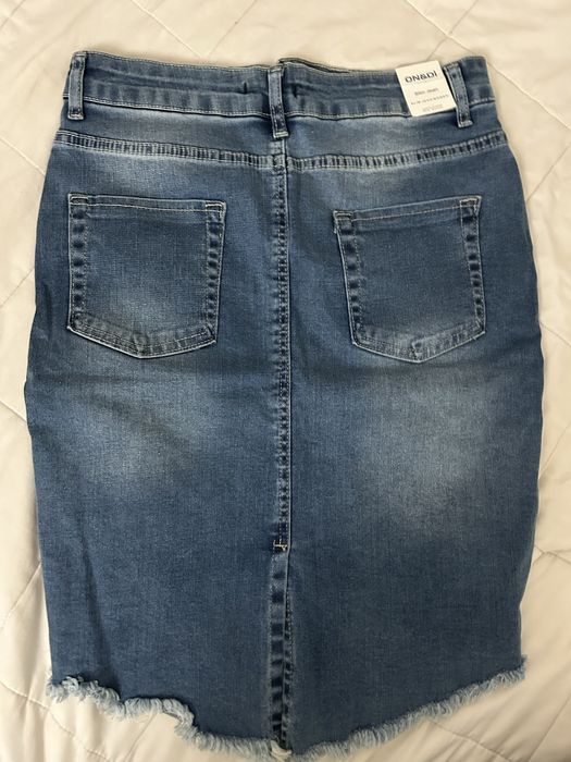 Пола с етикет р-р 42