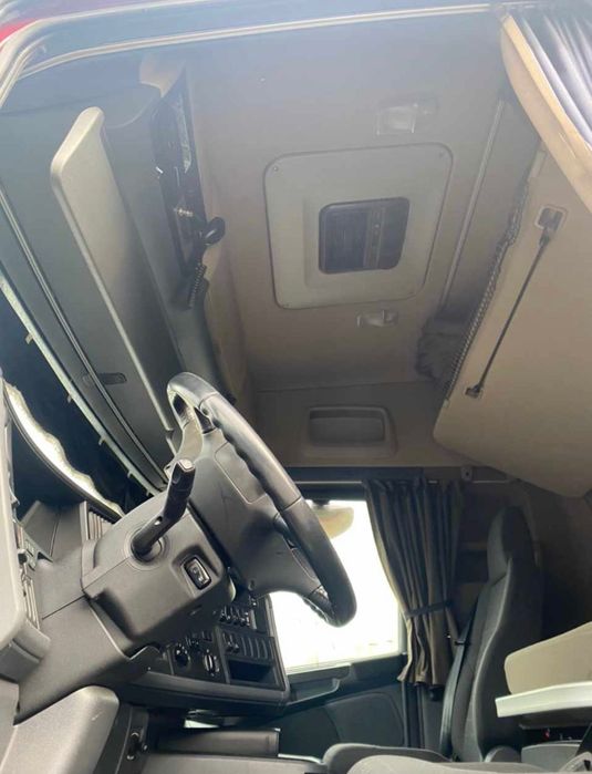 Машина из Германии Skaniya-R 450 производство Швеция.