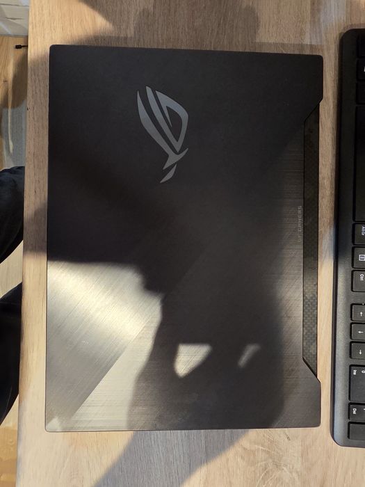 Laptop Gaming ASUS ROG Strix SCAR II i7 RTX 2070 8GB 16GB RAM 144Hz