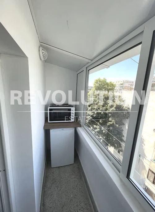 Дава се под наем Едностаен апартамент в Варна, Окръжна болница - 25 кв.м за 250 € - Снимка #5