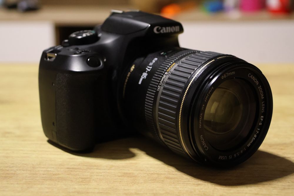 Canon 1300d с обектив  17-85 ultrasonic