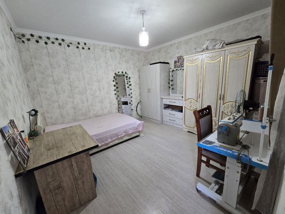 Уй сотилади. Продаётся дом в Янгиюле.