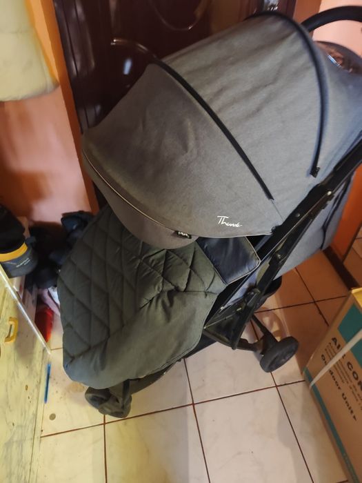 Vând cărucior de copii !