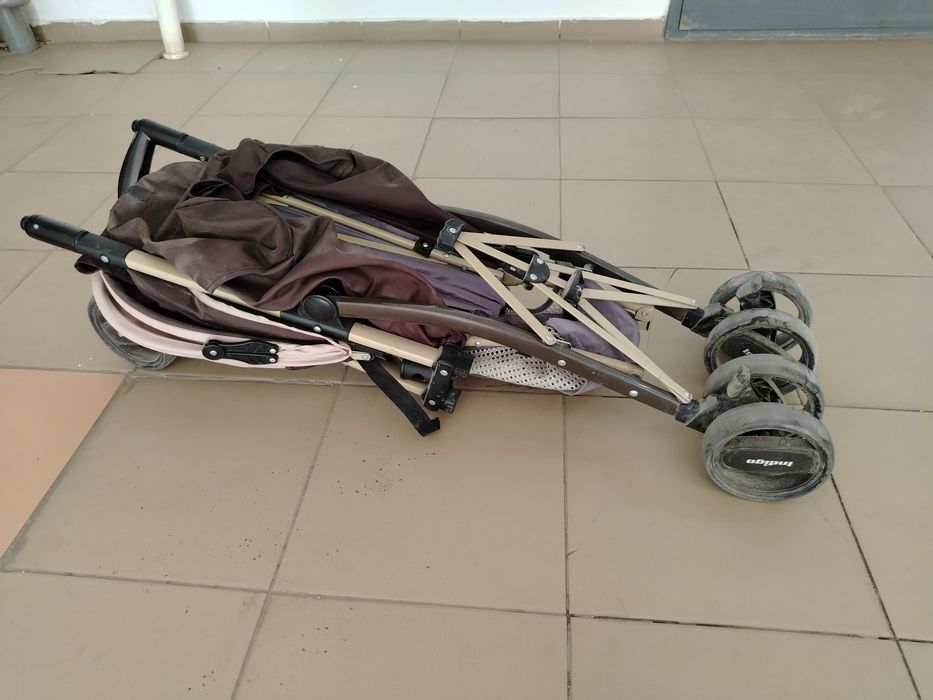 Детская коляска даром