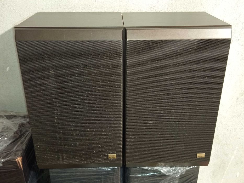 Трилентови тонколони Grundig Box 860