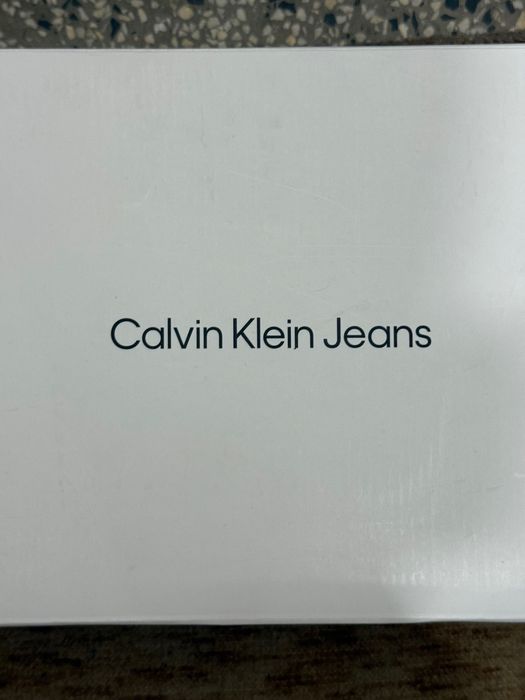 Calvin Klein обувки