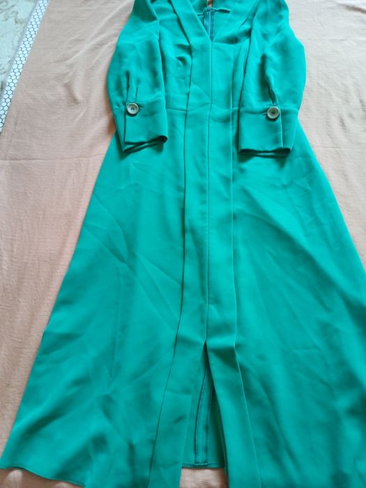 Женское платье в отличном состоянии