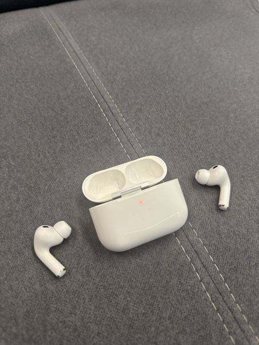 Căști wireless tip AirPods Pro 3 - Sunet foarte bun, Noi sigilate