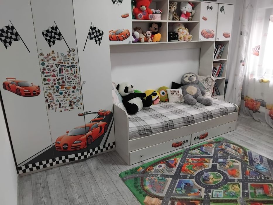 Vând duplex la cheie