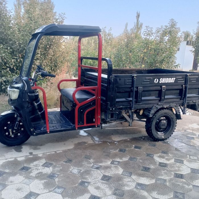 Elektromurovey 1 tonna sotiladi