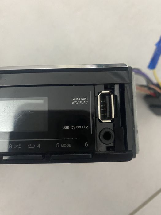 Авто плеър JVC ! Работи перфектно