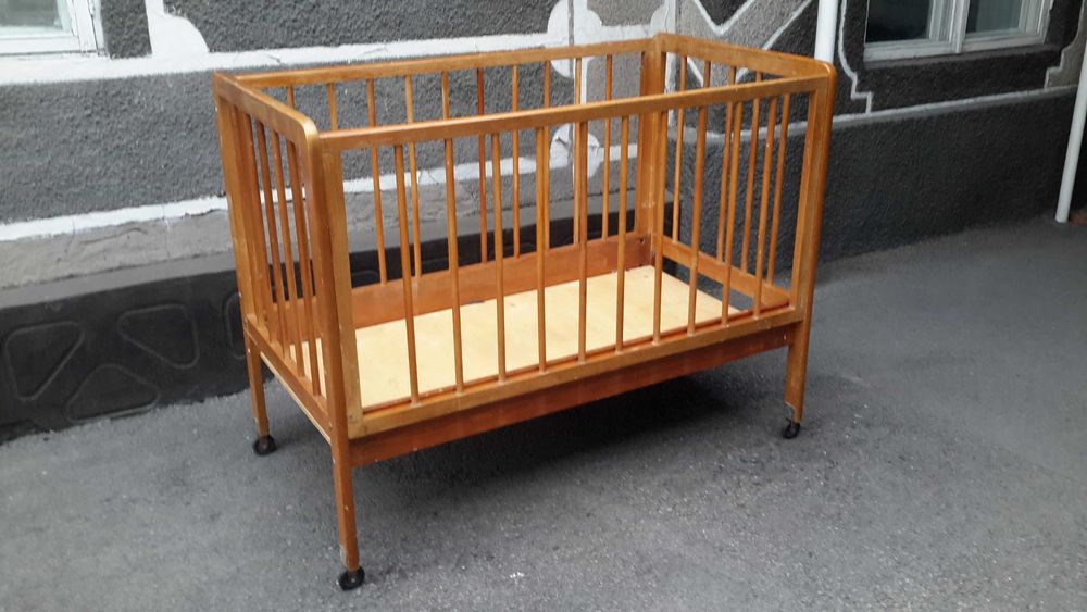 Детская кроватка - манеж, б/у