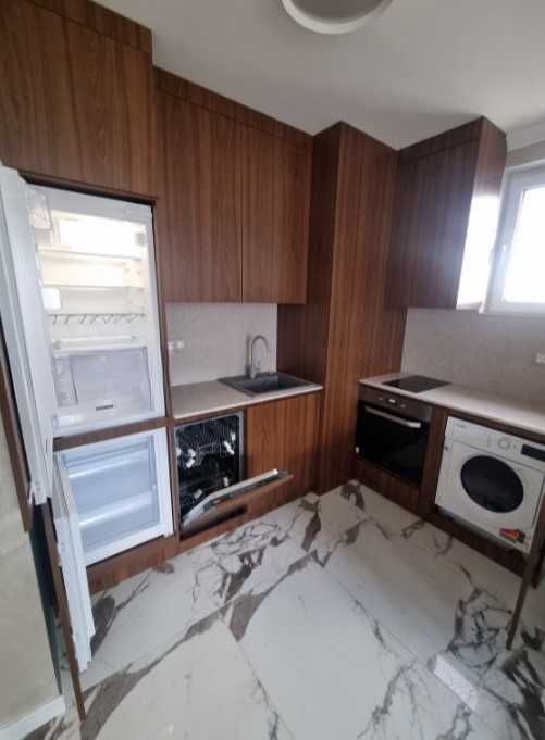 Дава се под наем Двустаен апартамент в София, Център - 68 кв.м за 600 € - Снимка #1