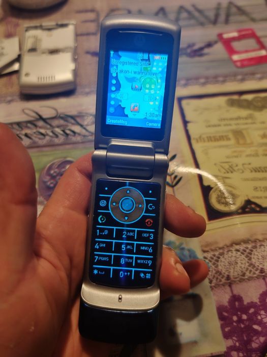 Telefon Motorola K1