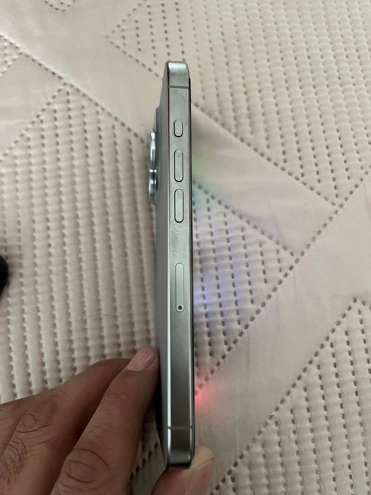 Iphone 15 PRO 128 GB titan