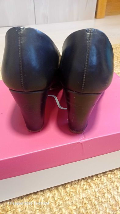 Pantofi cu toc comod, piele, albastri, marimea 38