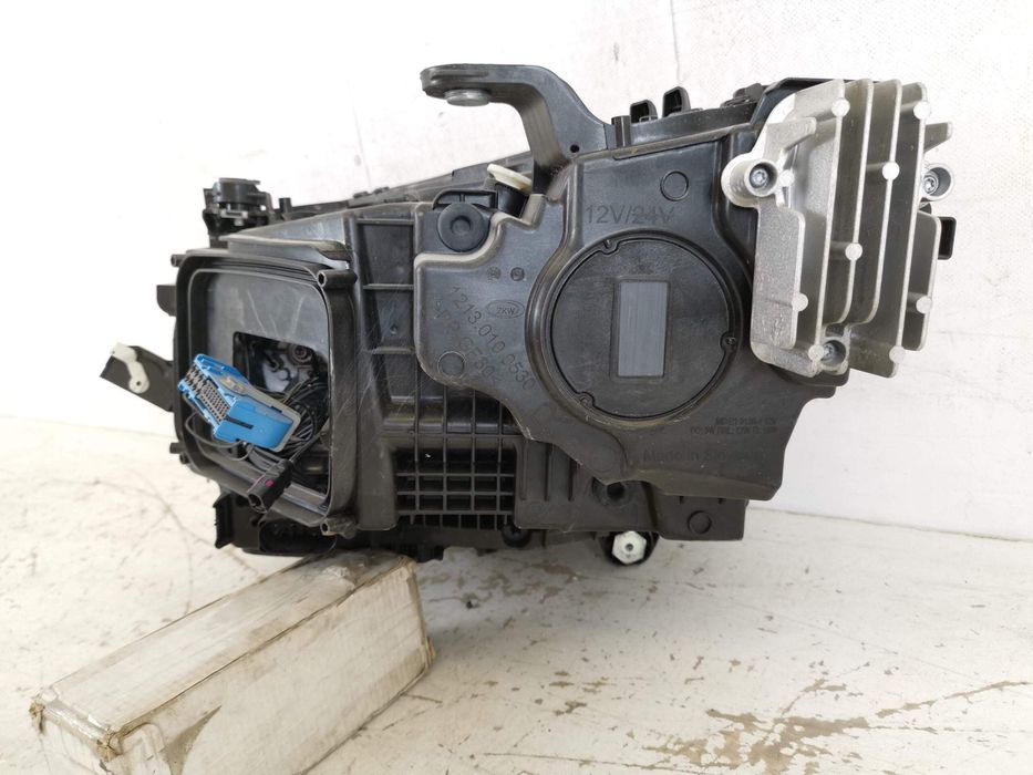 Фар Дясно Цифров Лед Мерцедес-Бенц ГЛЦ / Mercedes-Benz GLC 254 [ - ] О