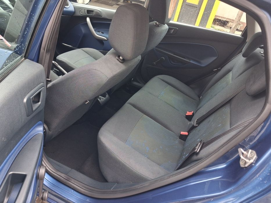 Ford Fiesta An 2010 de 82 cai