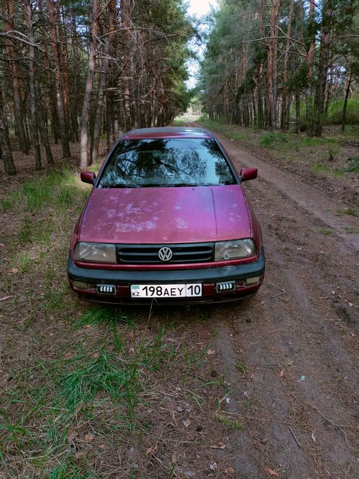 Продам vw венту 1.8