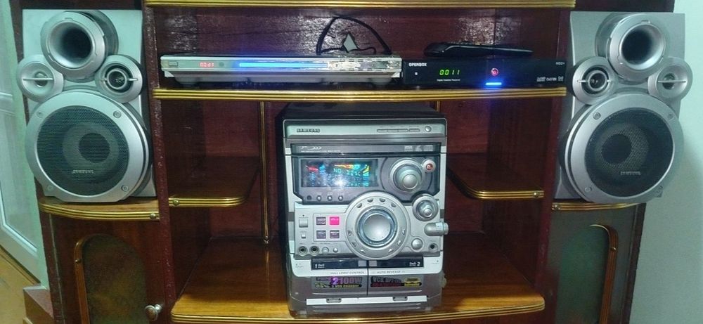 Тв, центир, двд, тунел, пастапка, сиправой тарелка