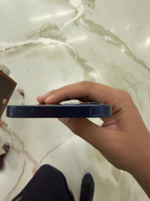 IPhone 12 б/у идеал