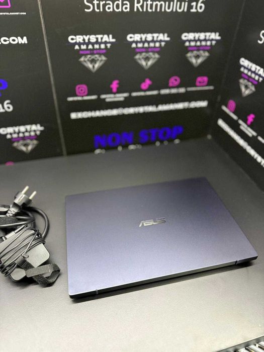 Asus ExpertBook - i5 1135G7 8Gb 14inch