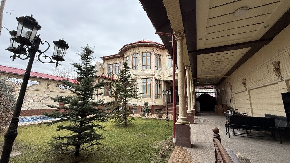 Продаётся  участок 6-соток на карасув-6 фасад 20х30 метров .