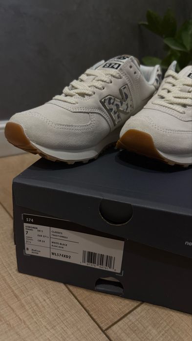 NB 574 кроссовки женские