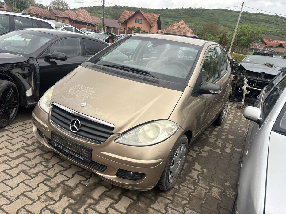 Bara fata far capota carlig Mercedes A-class w169