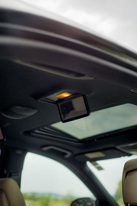 Plafon negru cu trapa Mercedes S W221 LONG ornament stalp perdeluta