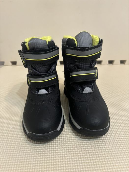 Нови детски боти,  и боти,ботуши като нови