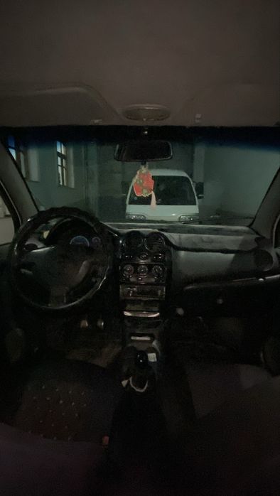 Mashina matiz sotiladi