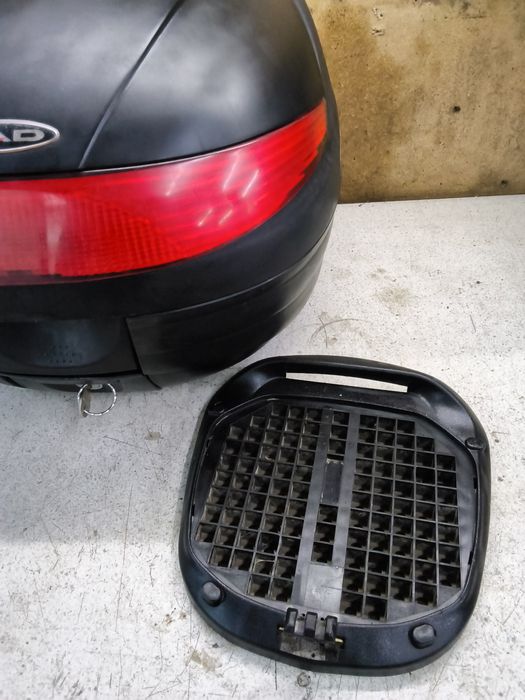 Topcase / Cutie Moto Scuter SHAD SH29 + Placă de prindere (Talpă) – Încape cască mare