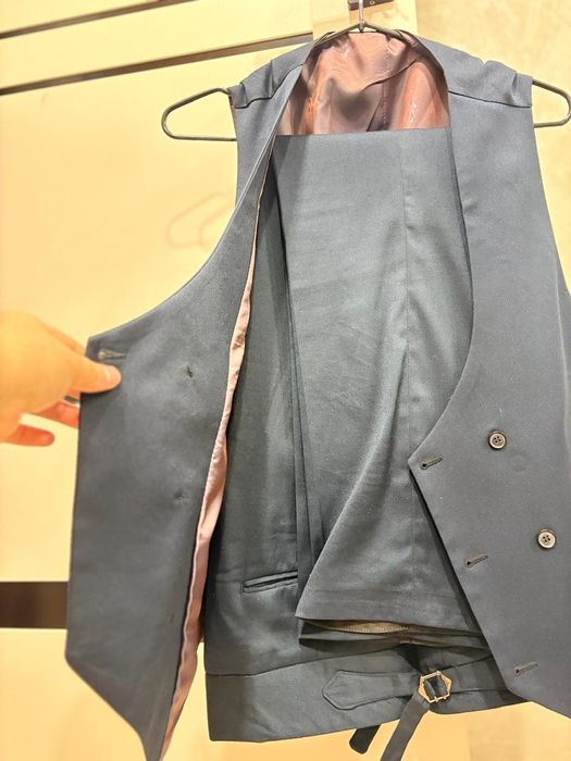 Продам турецкий костюм