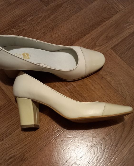 Pantofi eleganti marimea 39