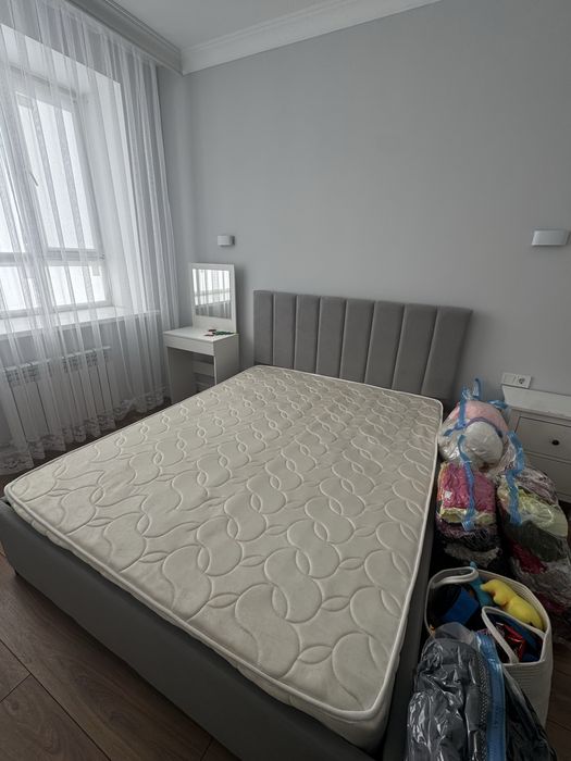 Продам кровать 160/200