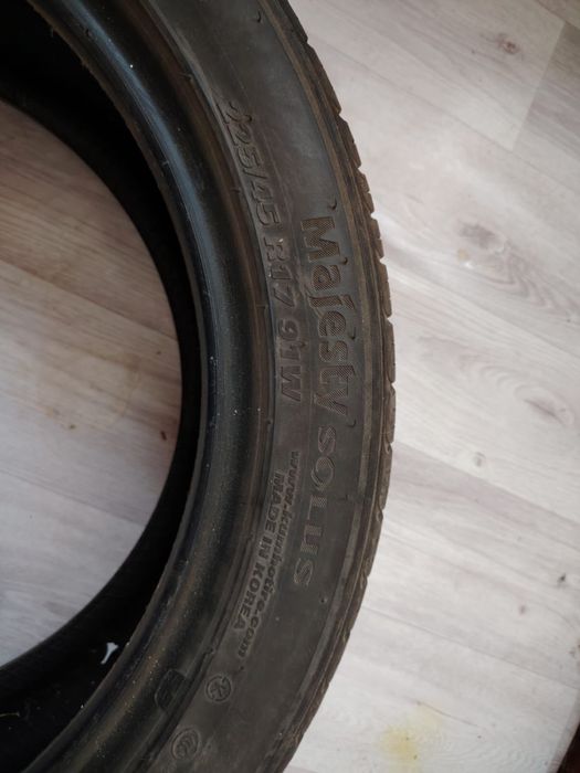 Продам шины 225/45/17 летний KUMHO