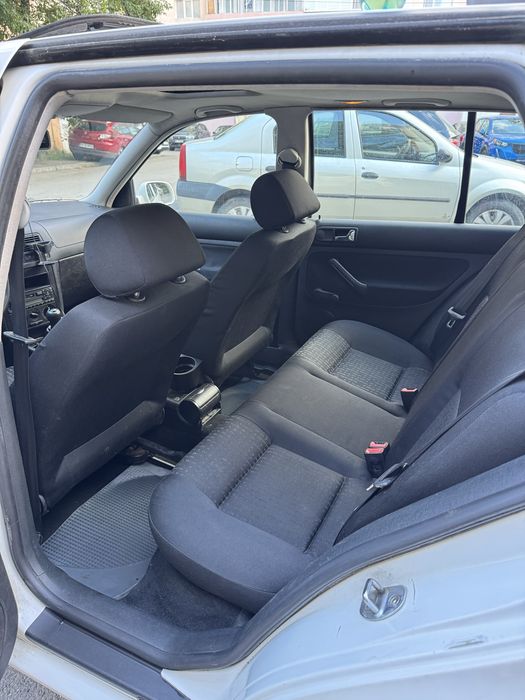 VOLKSWAGEN Golf 2003 — imagine 5